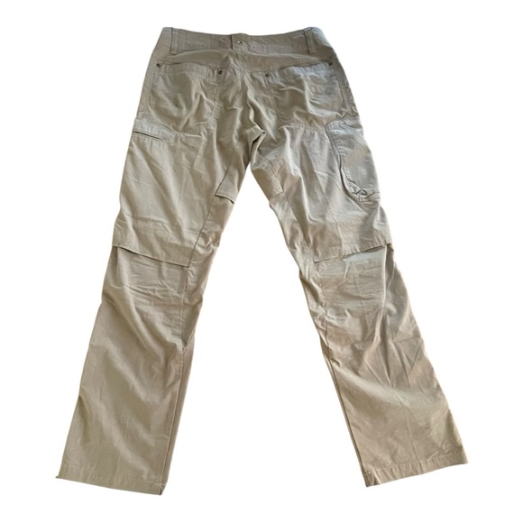 Kuhl Other - Men's KUHL BORN IN THE MOUNTAINS Tan Cargo Pants 30X30